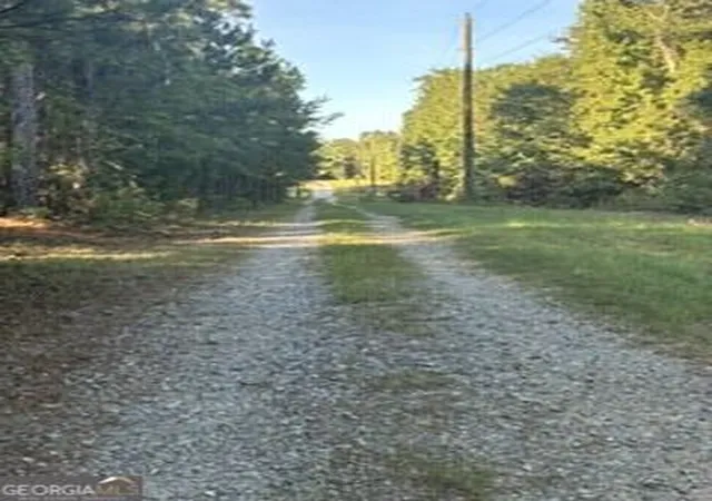 Photo 3 of Single family home for sale at 1920 Highway 18 E, Gray, GA 31217 | MLS# 10847268 | Listing updated on 2026-09-30