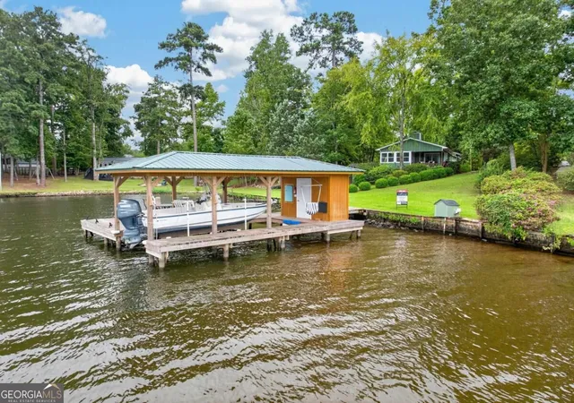 Photo 2 of Single family home for sale at 2260 Oconee Dr, Sparta, GA 31087 | MLS# 10875719 | Listing updated on 2026-10-28