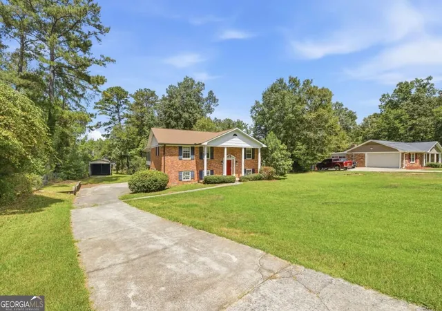 Photo 2 of Single family home for sale at 1920 Long Ridge Dr, Macon, GA 31211 | MLS# 10841231 | Listing updated on 2026-09-20