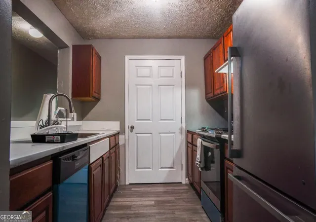 Photo 2 of Condo for sale at 4201 Waldrop Pl, Decatur, GA 30034 | MLS# 10846658 | Listing updated on 2026-09-30
