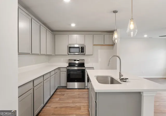 Photo 3 of Single family home for sale at 724 Lipizzan Tr, Hogansville, GA 30230 | MLS# 10837651 | Listing updated on 2026-09-30