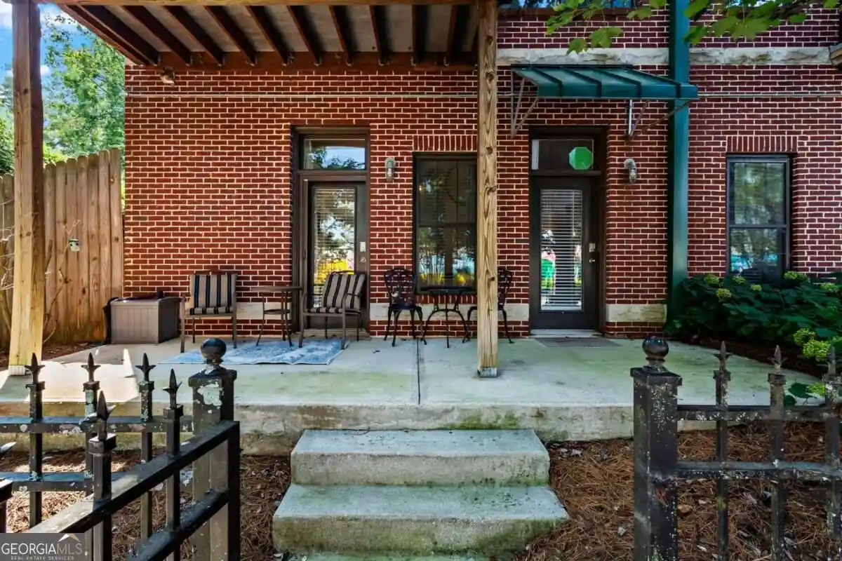 Listing Photo 2 - Condo for sale in 791 Wylie St Se located at 791 Wylie St Se, Atlanta, GA 30316 - Unit #1011