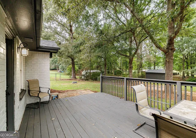 Photo 3 of Single family home for sale at 725 Boss Hardy Rd, Winder, GA 30680 | MLS# 10850290 | Listing updated on 2026-10-05