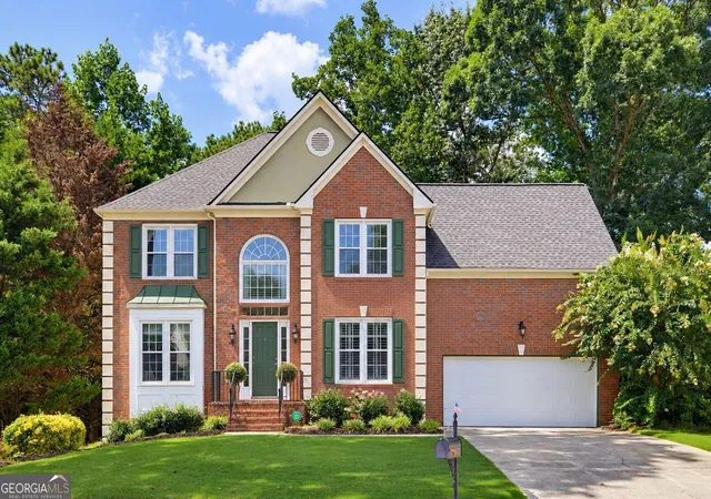 Photo 1 of Single family home for sale at 320 Hillside Manor Dr, Sugar Hill, GA 30518 | MLS# 10780950 | Listing updated on 2026-09-30