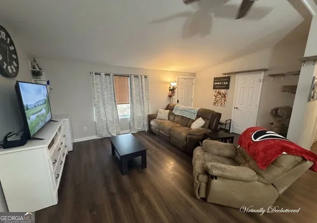 Photo 4 of Single family home for sale at 321 W Miles Rd, Carrollton, GA 30116 | MLS# 10879723 | Listing updated on 2026-10-29