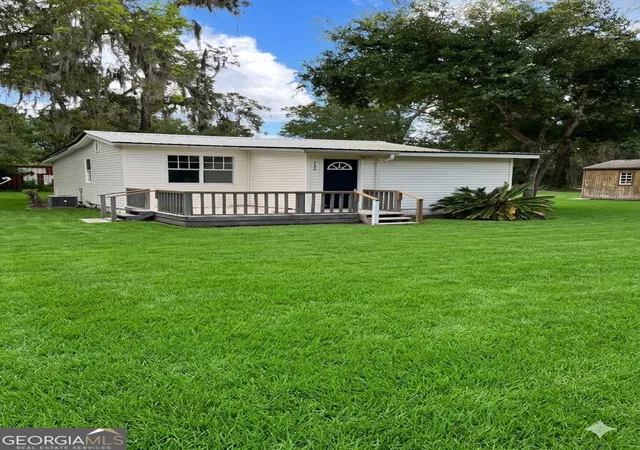 Single family home for sale at 726 Chestnut St, Homeland, GA 31537 | MLS# 10847602 | Listing updated on 2026-10-08