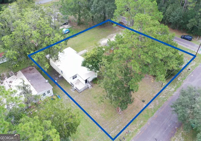 Photo 3 of Single family home for sale at 726 Chestnut St, Homeland, GA 31537 | MLS# 10847602 | Listing updated on 2026-10-08