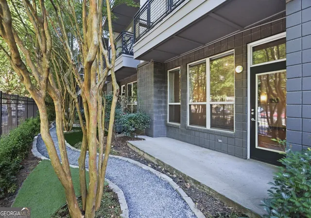 Photo 3 of Condo for sale at 747 Ralph Mcgill Blvd Ne #202, Atlanta, GA 30312 | MLS# 10851367 | Listing updated on 2026-10-07