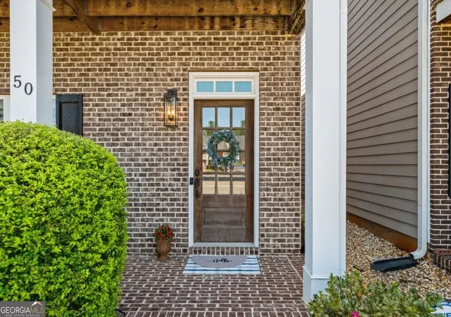 Photo 2 of Sale Pending at 50 Park Cir, Cartersville, GA 30120 | MLS# 10846978 | Listing updated on 2026-09-30
