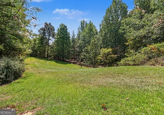 Photo 3 of Single family home for sale at 825 Satterfield Rd, Cleveland, GA 30528 | MLS# 10836646 | Listing updated on 2026-09-19