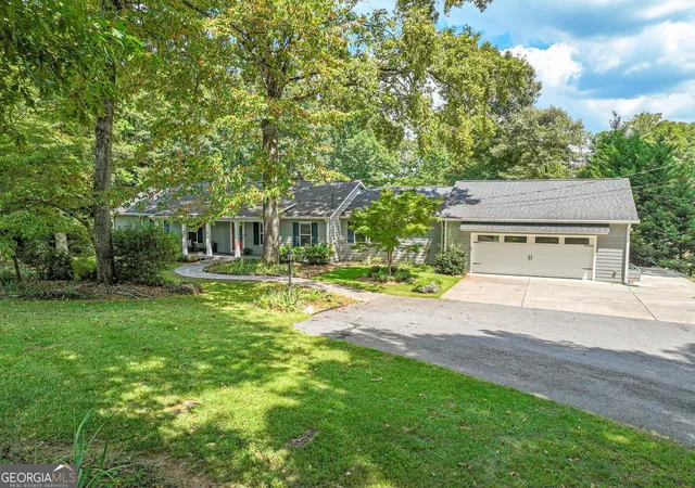Photo 1 of Single family home for sale at 123 Swanson Rd, Fayetteville, GA 30214 | MLS# 10842749 | Listing updated on 2026-09-09