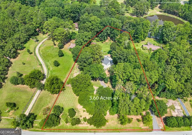 Photo 2 of Single family home for sale at 123 Swanson Rd, Fayetteville, GA 30214 | MLS# 10842749 | Listing updated on 2026-09-09
