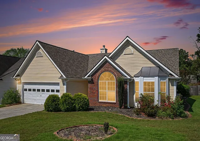 Photo 3 of Sale Pending at 4015 Mcpherson Dr, Acworth, GA 30101 | MLS# 10847642 | Listing updated on 2026-10-07