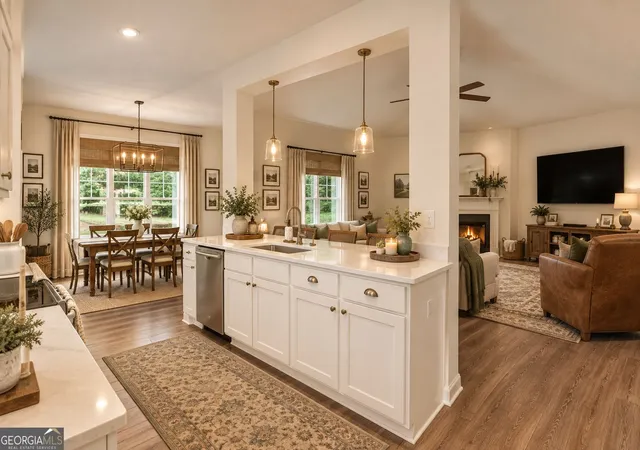 Photo 4 of Single family home for sale at 462 Masters Wy, Athens, GA 30607 | MLS# 10832835 | Listing updated on 2026-10-20