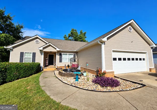 Photo 2 of Single family home for sale at 209 Clearwater Dr, Monroe, GA 30655 | MLS# 10847484 | Listing updated on 2026-10-02