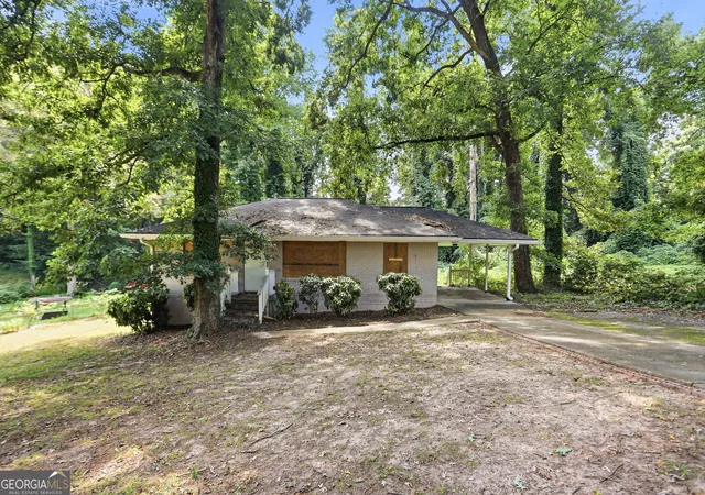 Photo 2 of Single family home for sale at 4267 Lamar St, Decatur, GA 30035 | MLS# 10840291 | Listing updated on 2026-09-23