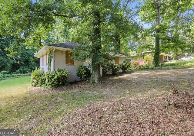 Photo 3 of Single family home for sale at 4267 Lamar St, Decatur, GA 30035 | MLS# 10840291 | Listing updated on 2026-09-23