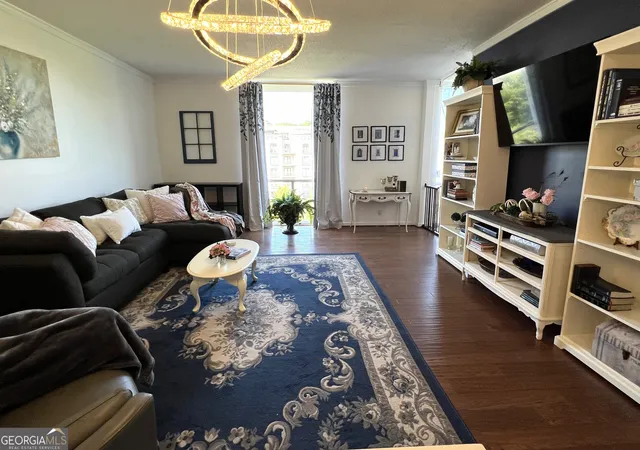 Listing Photo 4 - Condo for sale in building located at 130 26Th St Nw, Atlanta, GA 30309 - Unit #808