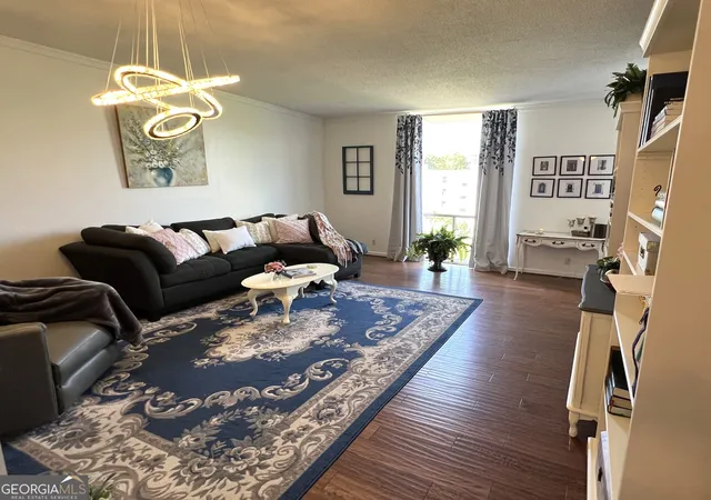 Listing Photo 5 - Condo for sale in building located at 130 26Th St Nw, Atlanta, GA 30309 - Unit #808