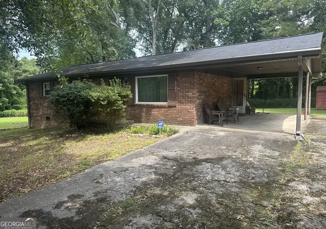 Photo 1 of Sale Pending at 6505 Jackie Ln, Austell, GA 30106 | MLS# 10853236 | Listing updated on 2026-10-16
