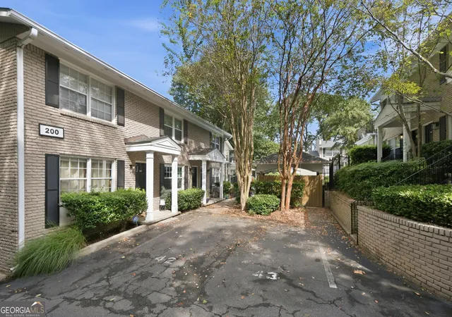Photo 1 of Condo for sale at 2232 Dunseath Ave Nw #APT 203, Atlanta, GA 30318 | MLS# 10852933 | Listing updated on 2026-10-09