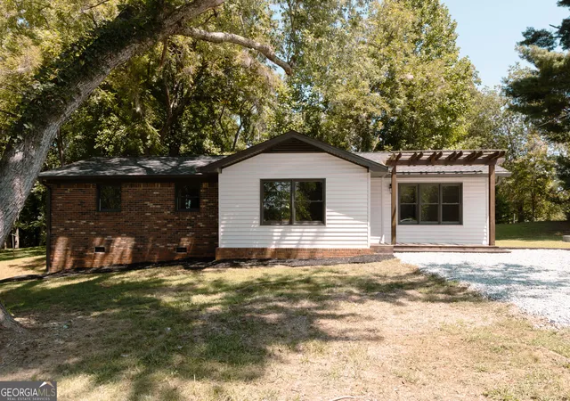 Photo 3 of Single family home for sale at 16 Welch Cir, Dahlonega, GA 30533 | MLS# 10834249 | Listing updated on 2026-09-14