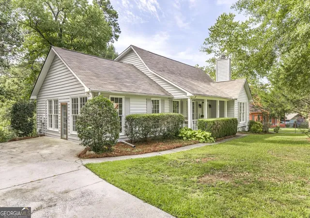 Photo 1 of Single family home for sale at 6806 Bay Point Dr, Macon, GA 31220 | MLS# 10843499 | Listing updated on 2026-09-21