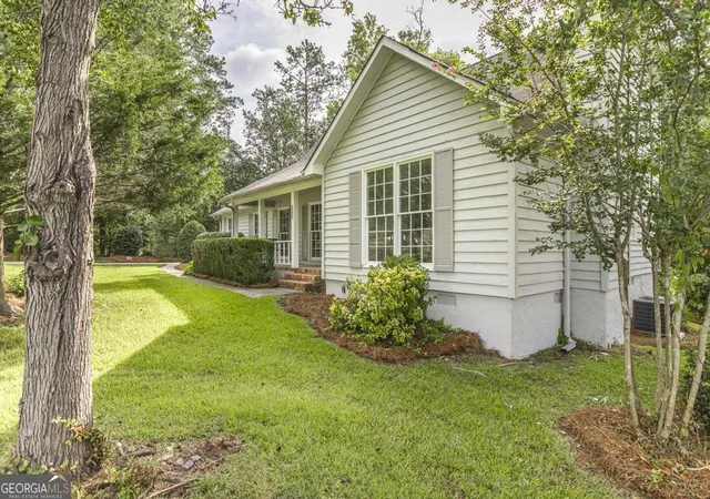 Photo 4 of Single family home for sale at 6806 Bay Point Dr, Macon, GA 31220 | MLS# 10843499 | Listing updated on 2026-09-24