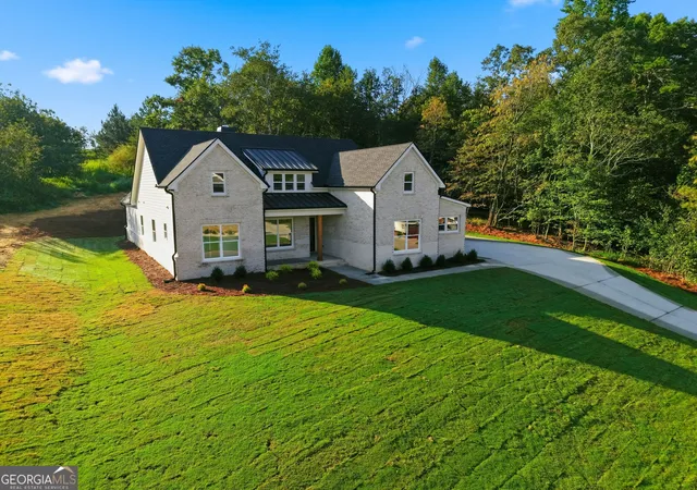 Photo 3 of Single family home for sale at 1831 Bermuda Ave, Demorest, GA 30535 | MLS# 10841351 | Listing updated on 2026-09-23