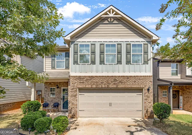 Photo 1 of Single family home for sale at 161 Magnaview Dr, Mcdonough, GA 30253 | MLS# 10848415 | Listing updated on 2026-09-28