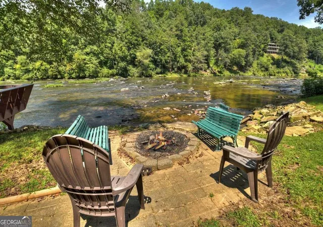 Photo 4 of Single family home for sale at 1031 Fugue Dr, Ellijay, GA 30536 | MLS# 10879353 | Listing updated on 2026-10-27