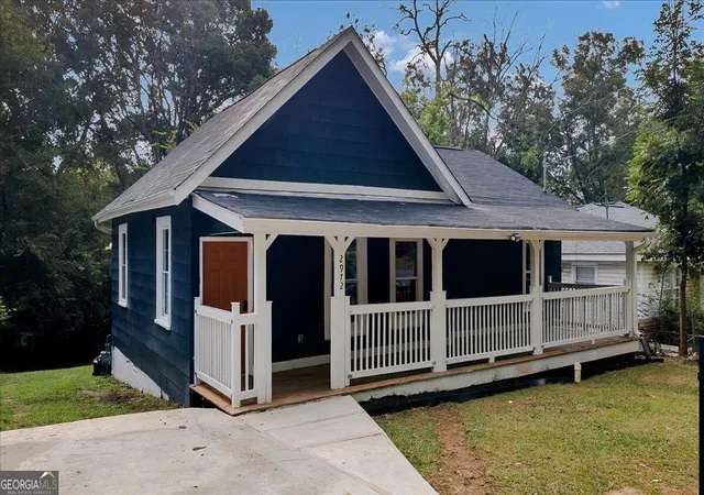 Photo 3 of Single family home for sale at 2972 8th Street, East Point, GA 30344 | MLS# 10848937 | Listing updated on 2026-10-02