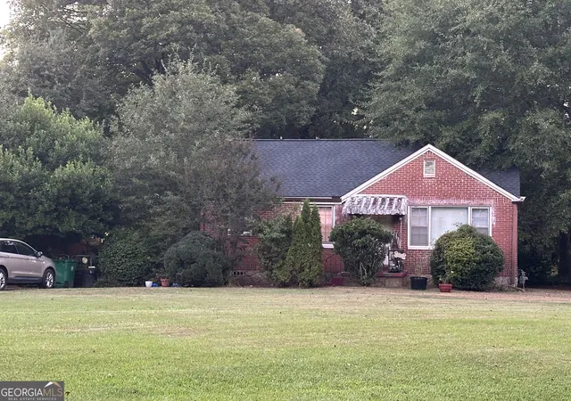 Photo 2 of Multi family home for sale at 1860 S Columbia Pl, Decatur, GA 30032 | MLS# 10845636 | Listing updated on 2026-09-28