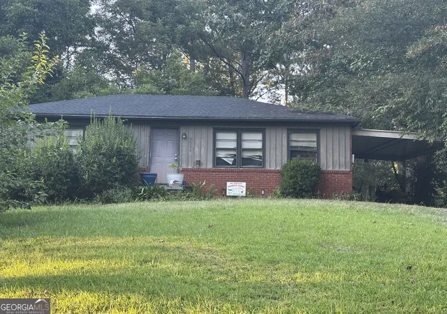Photo 3 of Multi family home for sale at 1860 S Columbia Pl, Decatur, GA 30032 | MLS# 10845636 | Listing updated on 2026-09-28