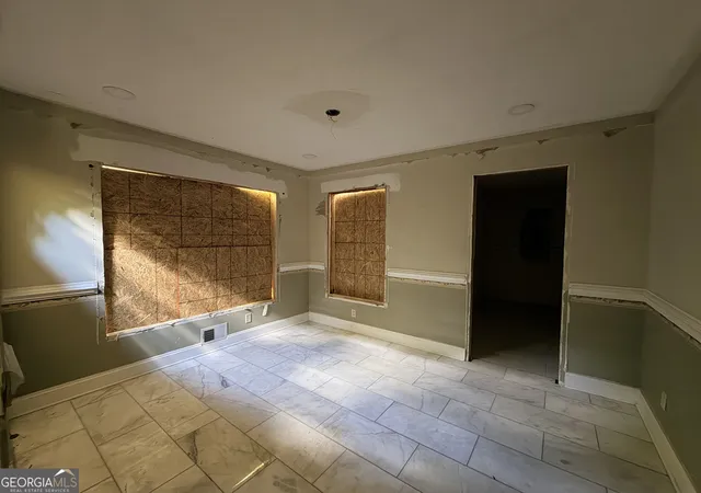 Photo 3 of Single family home for sale at 235 Butler Brg Dr, Mcdonough, GA 30252 | MLS# 10852812 | Listing updated on 2026-10-08