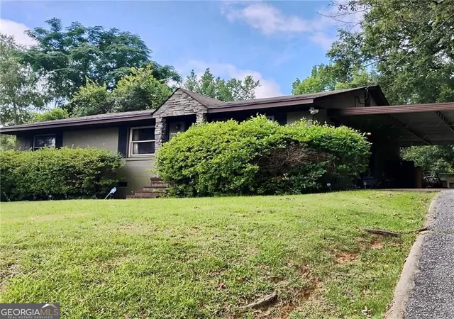 Photo 1 of Single family home for sale at 1709 7th Street, Phenix City, AL 36869 | MLS# 10844889 | Listing updated on 2026-09-12