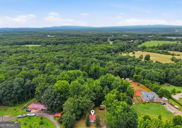 Photo 2 of Single family home for sale at 6815 Bannister Rd, Cumming, GA 30028 | MLS# 10837699 | Listing updated on 2026-09-02