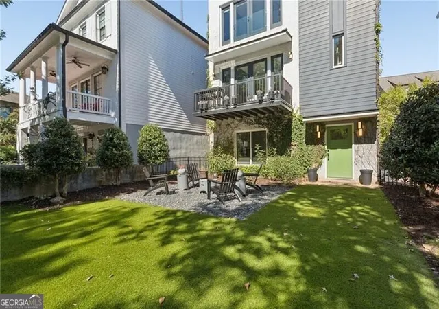 Photo 2 of Sale Pending at 936 Glenwood Park Dr SE, Atlanta, GA 30316 | MLS# 10874013 | Listing updated on 2026-10-28