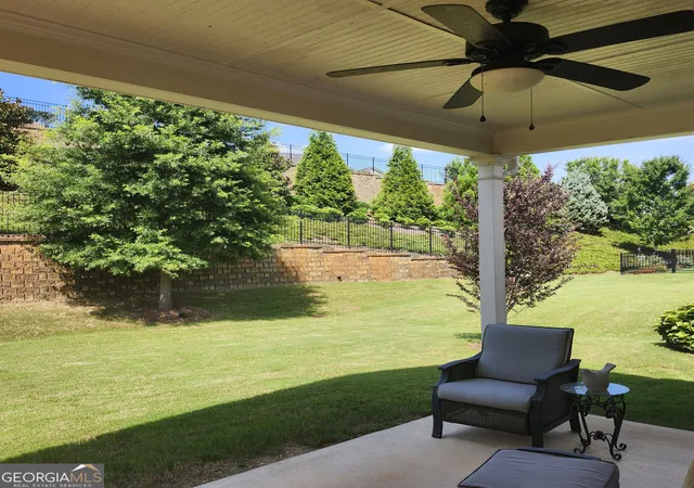 Photo 4 of Single family home for sale at 5639 Maple Blf Way, Hoschton, GA 30548 | MLS# 10836496 | Listing updated on 2026-09-14