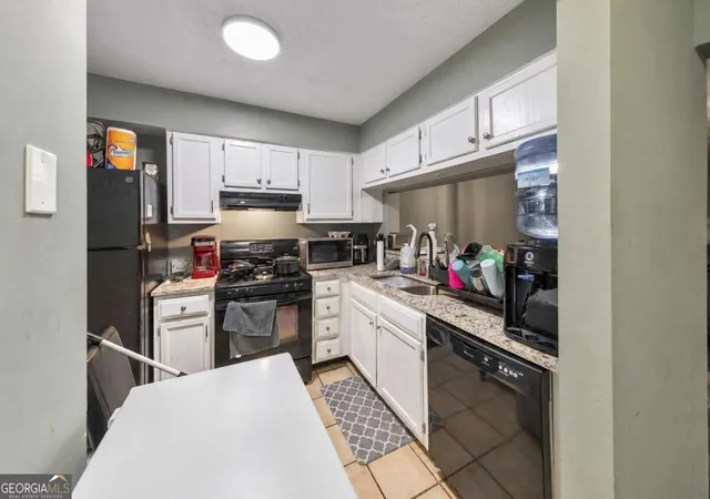 Photo 3 of Townhouse for sale at 6622 Wellington Sq, Norcross, GA 30093 | MLS# 10844432 | Listing updated on 2026-09-16