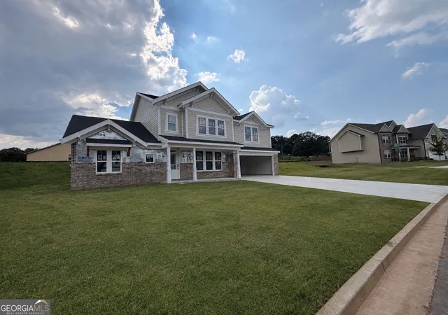 Photo 3 of Single family home for sale at 102 Hidden Fields Wy, Hoschton, GA 30548 | MLS# 10823784 | Listing updated on 2026-10-07