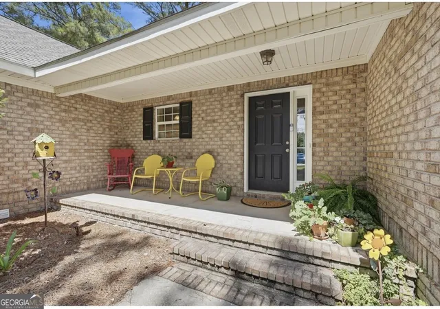Photo 3 of Single family home for sale at 815 Maple Dr, Statesboro, GA 30461 | MLS# 10841456 | Listing updated on 2026-09-08
