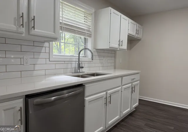 Photo 3 of Single family home for sale at 509 Carriage Ln, Statesboro, GA 30458 | MLS# 10852900 | Listing updated on 2026-10-08