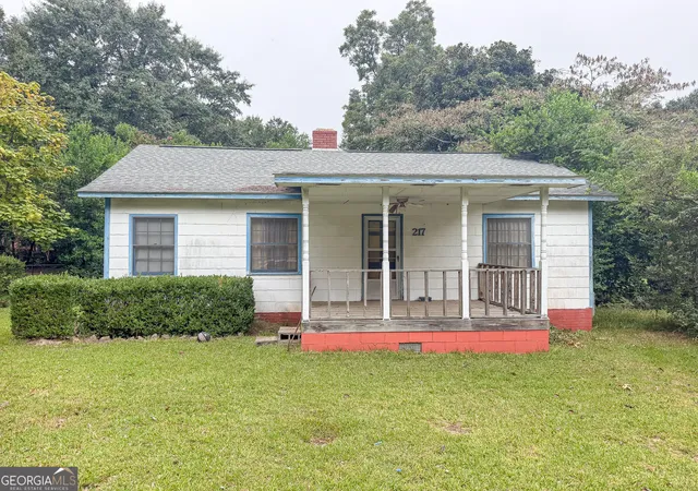 Photo 1 of Single family home for sale at 217 Arnold Blvd, Warner Robins, GA 31093 | MLS# 10852385 | Listing updated on 2026-09-24