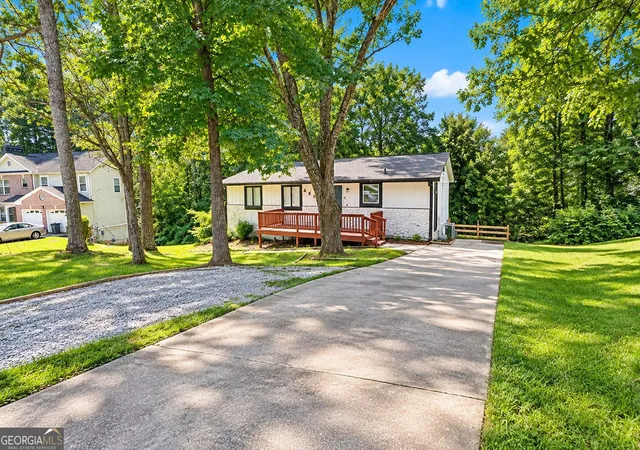 Photo 3 of Single family home for sale at 4357 Denise Dr, Decatur, GA 30035 | MLS# 10840990 | Listing updated on 2026-09-19