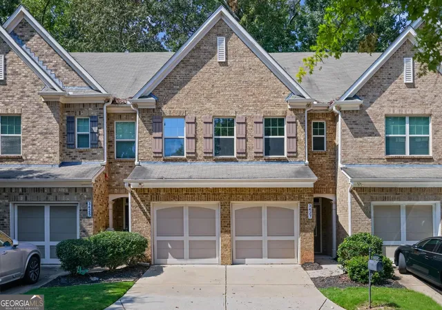 Photo 1 of Townhouse for sale at 3427 Vintage Cir Se #BLDG 15, Smyrna, GA 30080 | MLS# 10851861 | Listing updated on 2026-10-07