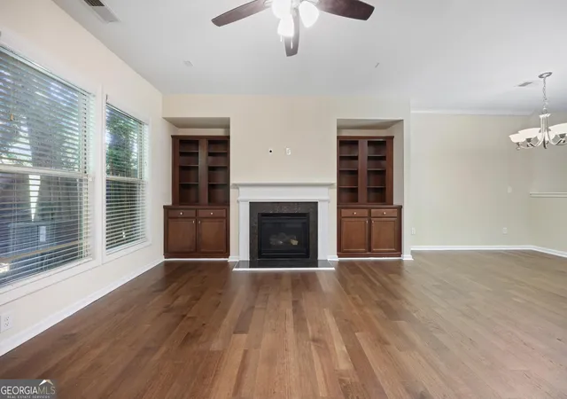 Photo 4 of Townhouse for sale at 3427 Vintage Cir SE #BLDG 15, Smyrna, GA 30080 | MLS# 10851861 | Listing updated on 2026-10-07