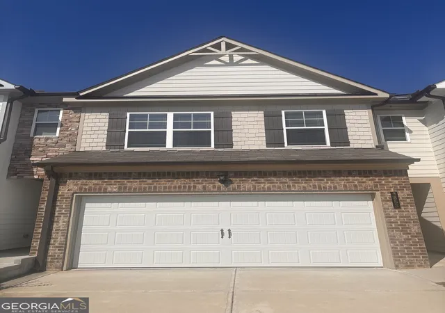 Townhouse for sale at 3853 Billabong Trl #113, Gainesville, GA 30506 | MLS# 10837375