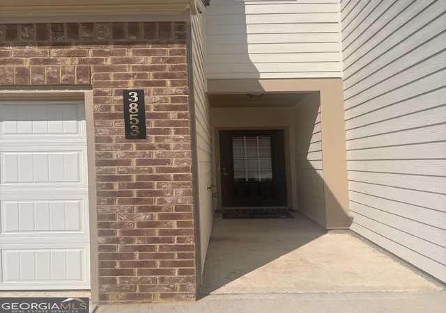 Photo 2 of Townhouse for sale at 3853 Billabong Trl #113, Gainesville, GA 30506 | MLS# 10837375 | Listing updated on 2026-09-15