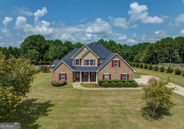 Photo 2 of Single family home for sale at 249 Hedgewood Dr, Hampton, GA 30228 | MLS# 10841816 | Listing updated on 2026-09-20